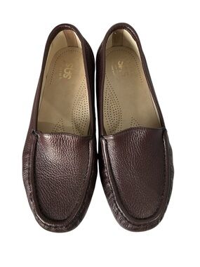 SAS  Women's Loafers size 9WW  Loafer Moccasin Antique Wine/Brown SlipOn Comfort